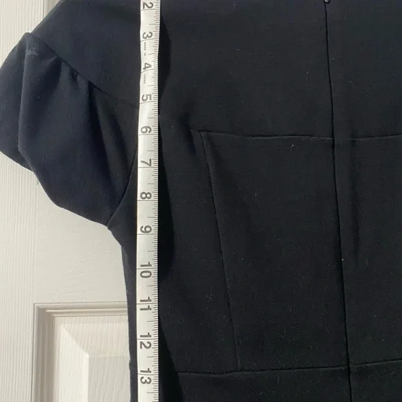 Banana Republic size 6 little black dress - Picture 9 of 9